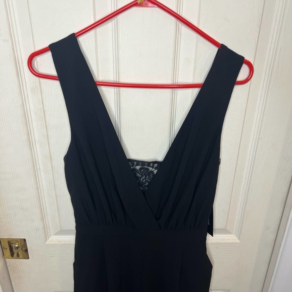 NWT Lulu’s Black Lace V-Neck Tank Top Jump Suit Straight Leg Size Small - Picture 5 of 11